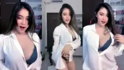Lidya Danira Makin Hot Dan Menggoda