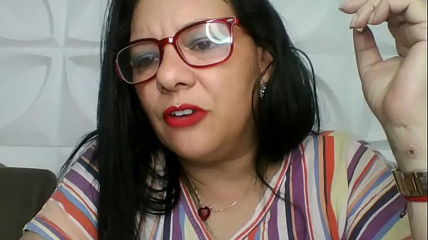Sosok Ibu Mertua Yang Menggoda