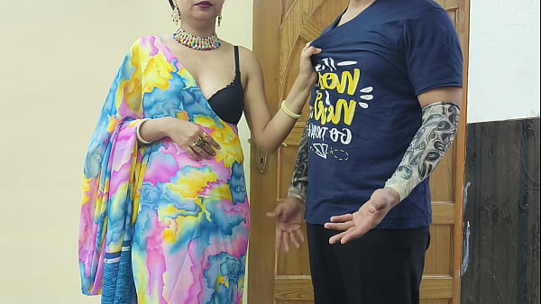 Ibu Tiri India Berpayudara Besar Bantu Anak Tirinya Berhenti Merokok Dan Beri Kenikmatan Seks Dalam Bahasa Hindi