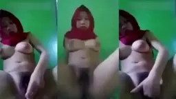 Jilbab Merah Bergairah Menggebu Ingin Bercinta