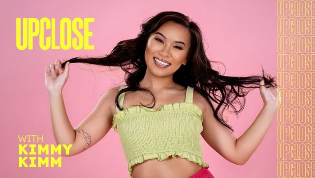 Kimmy Kimm: Pandangan Intim Yang Menggoda