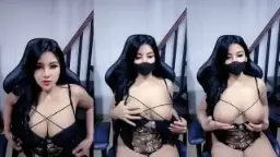 Montok Menggoda Toge Berbalut Seragam Dinas