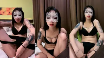 Novita Mesum Mengangkang Dan Mengocok Kontol Dengan Lembut Dalam Mimpi