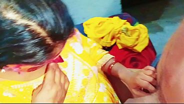 Bokep India: Bhabhi Mesum Menggoyang Pantat Dengan Suara Erang Hindi Yang Menggoda