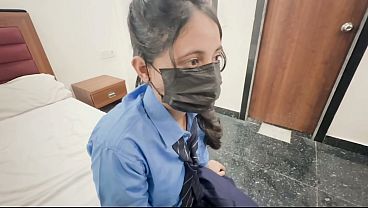 Gadis Desi Dan Murid Sekolah Bercinta Ganas Di Oyo Dengan Audio Hindi Yang Menggairahkan