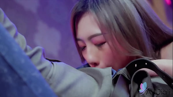 Gadis Seksi Tiongkok Lin Siyu Sedang Menghisap Kontol Dan Ditusuk Dengan Kasar.