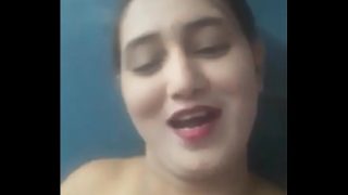 Cewek Arab Bikin Aku Meledak