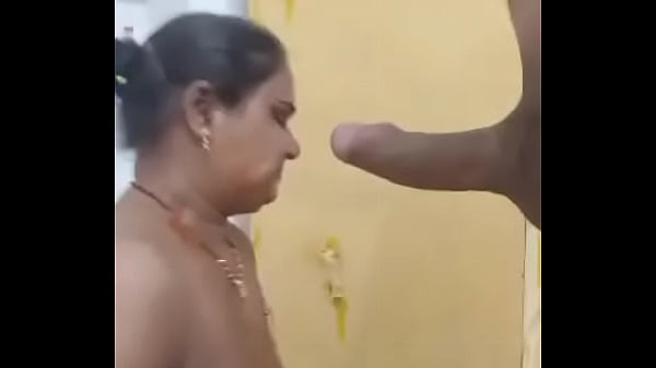 Es Krim Menyemprot Tante India Yang Panas