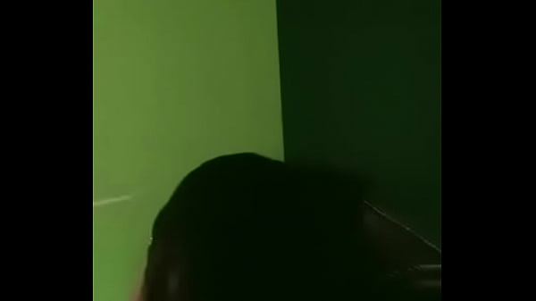 Desi Bibi Mengisap Batangku Bagian 1