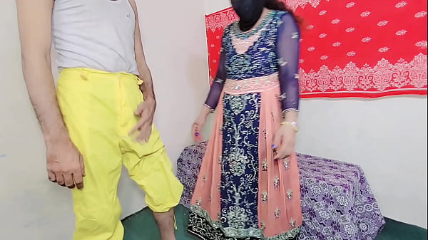 Gadis Muslim Berhijab Dengan Aksi Anal Seksi Yang Menggoda, Amrozia Bhavi Dan Devor Dalam Adegan Anal Panas Berbahasa Hindi