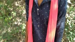 Gairah Liar Mahasiswi Genit Di Tengah Hutan Belantara