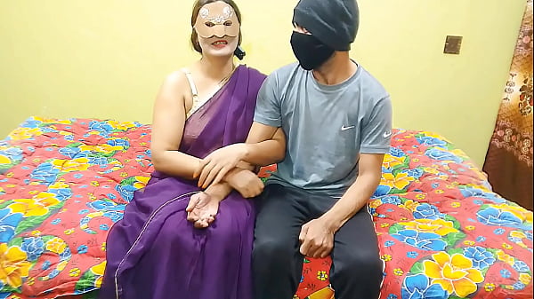 Kisah Bhabhi India Bergairah: Adik Tiri Menggila, Membuka Lebar Memeknya – Audio Hindi Jelas Part 1