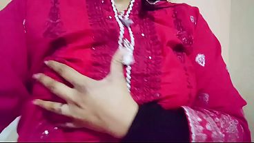 Desi Bhabi Ko Chod Ke Pani Nikal Diya, Hindi Audio Mein Suno.