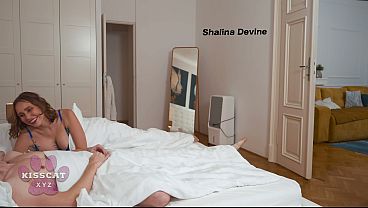 Anak Tiri Lihat Ibu Tiri Shalina Devine Ngentot Suaminya Sampai Keluar Di Dalam