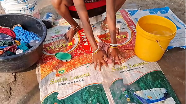 Desi Istri Kampung Ngentot Memek Tembem Sampe Crot, Baju Do Rahi, Istri Orang Digebukin Keras