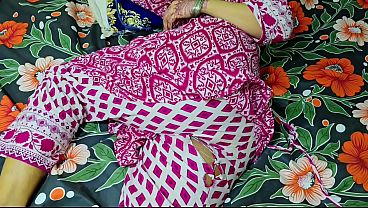 Ibu Tiri Celananya Sobek, Si Anak Tiri Langsung Ngewe Memek Ibu Tiri, Pantat Bulat Digoyang.