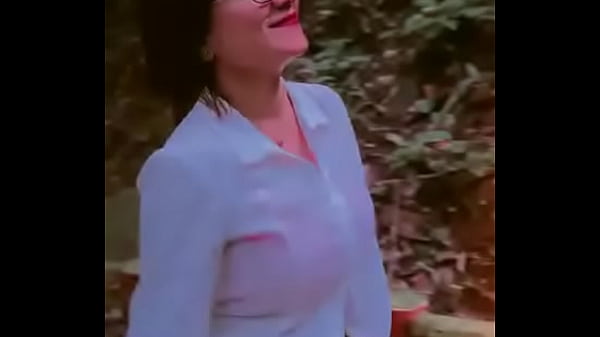 Desi Cewek Babita, Siap Ngegoda Lo Di Ranjang
