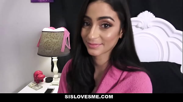 Ngencengin Adik Tiri (jasmine Vega) Biar Ngemut Kontol Gue