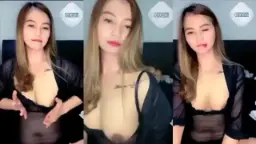 Host Seksi Rambut Pirang, Pamerin Uting Nenen Yang Bikin Ngaceng Abis!