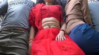 Ibu Horny Nunggingin Anaknya, Kontol Masuk Memek Basah.