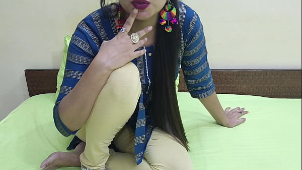 Abis Nih! Kakak Ipar India Ngewein Adik Ipar Yang Seksi Di Kamar, Suara Hot Hindi.