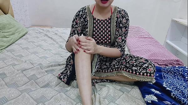Malam Itu, Aku Masuk Kamar Dan Lihat Bokapku Sendirian, Langsung Kubuka Baju Dan Mainin Memek Sambil Dia Ngeliatin.