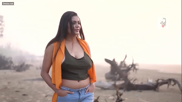 Foto Cewek Desi Seksi Bikin Meleleh, Pamer Tubuh Bikin Greget.