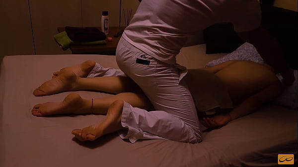 Pijat Nuru Thailand Bikin Basah Kering, Berakhir Ngewe Keras, Crot Sampe Muncrat – Orgasme Tanpa Batas