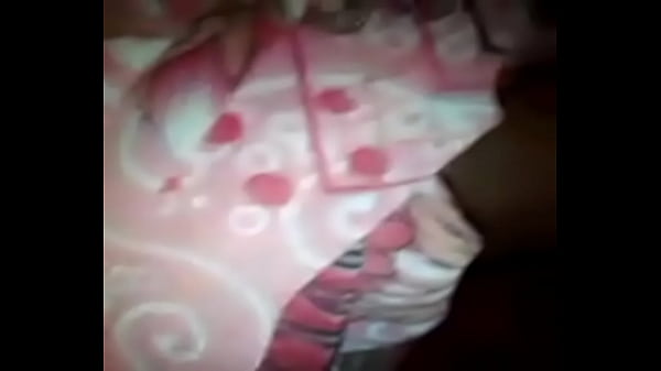 Desi Tante, Bulu Memek Lebat Bikin Ngiler