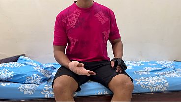Ibu Tiri Bantu Cucu Laki-laki Yang Luka Mandi, Lalu Goda Dia. Akhirnya Berujung Ngentot, Dia Hisap Kontol Sebelum Digenjot Keras.