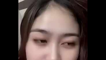 Cewek Indonesia Live, Goyangannya Bikin Makin Panas Dan Penuh Nafsu.