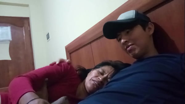Lagi-lagi Sama Mertuaku, Dia Pengen Ngentot Terus Seharian Sama Aku, Bener-bener Pelacur Panas.