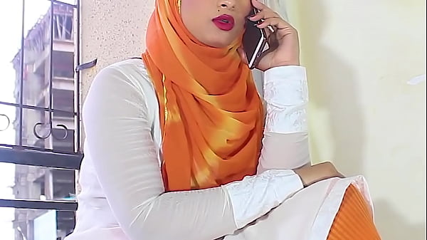 Salma Cewek Hijab Lagi Ngewe Temennya Pake Suara Hindi Mesum