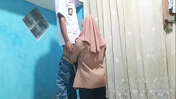 Murid Ngewe Bu Guru Di Kelas Pas Jam Kosong