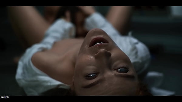 Alien Parasit Pengontrol Pikiran Vs Cewek Seksi Yang Bikin Meler