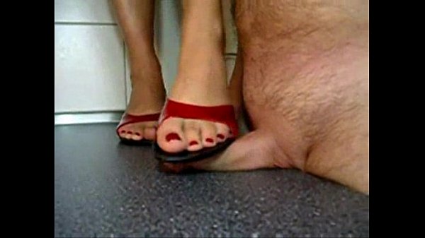 Memek Basah Bhabhi India Nginjak Kontol Devar Yang Tegang