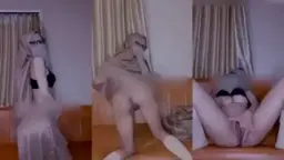 Hijabers Bugil Nih, Makin Sange Lanjut Omek Sendiri.