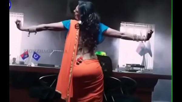 Desi Pantat Gede Di Balik Saree Tipis Bikin Ngiler