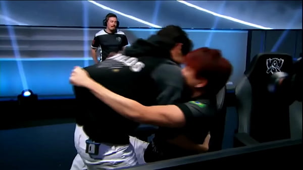 Tim Brasil Ngentot Nikmat Sama 5 Cina