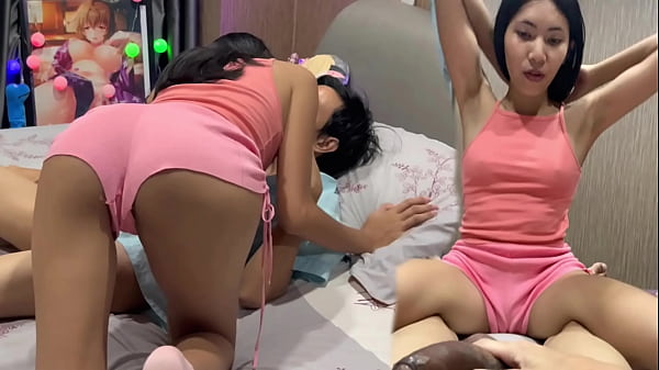 Panaskan Adik Tiri, Dia Penuhi Nafsuku, Dan Izinkan Aku Rekam Semua!!