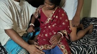Bhabhi Manis Selingkuh Dari Suami, Digilir Dua Adik Tiri Di Ranjang.