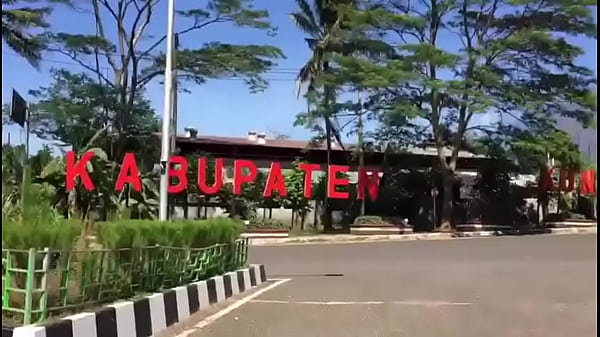 Goyang Goyang Panggung Thailand, Bikin Basah Makin Panas.