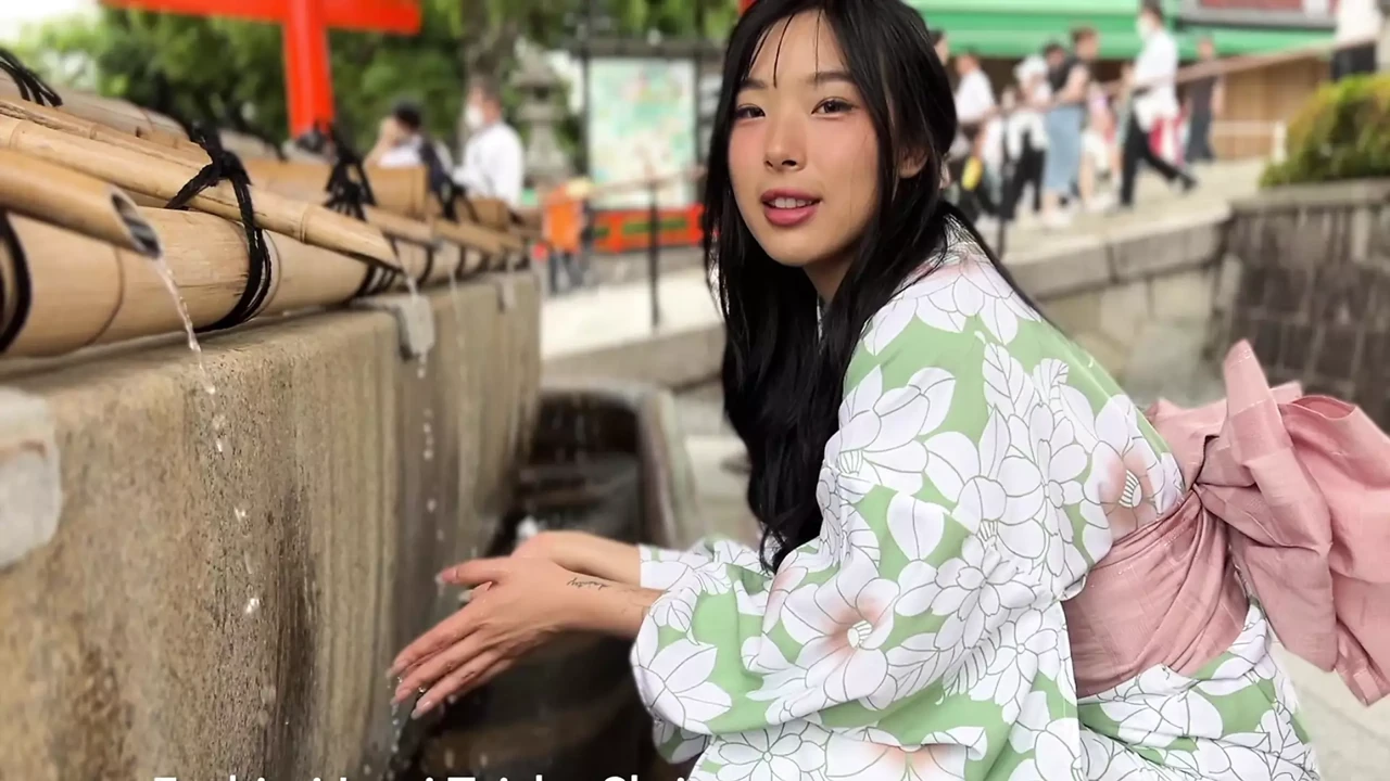 Asian Girl In Kimono Gets Fucked In Japan And Creampied