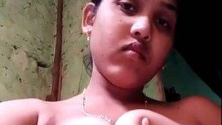 Gadis Desi Lagi Rekam Video Bugil, Bikin Makin Panas