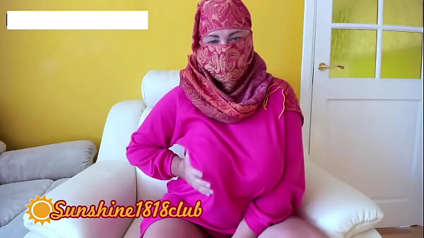 Nonton Cewek Arab Muslimah Khalifa Live Cam Panas Jam 09.30 Makin Greget