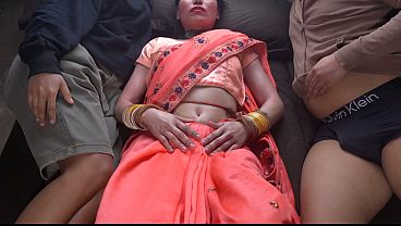 Bokep India Ibu Tiri Dan Anak Tiri Sendirian, Desi Hot Erotis