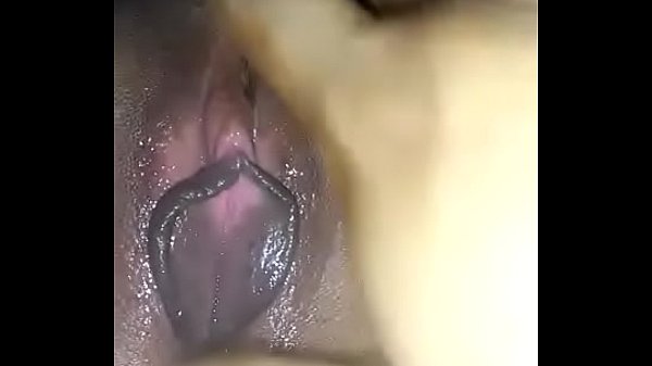 Cewek India Lagi Masturbasiin Diri, Basah Kuyup Nungguin Sentuhan.