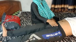 Aku Ngentot Temen Anak Tiriku Yang Juga Sekolah Bareng, Badannya Bikin Ngiler