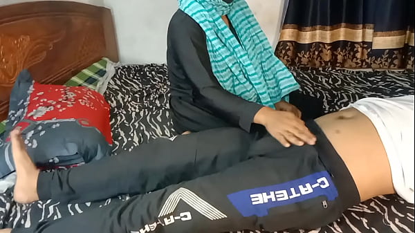 Aku Ngentot Temen Anak Tiriku Yang Juga Sekolah Bareng, Badannya Bikin Ngiler